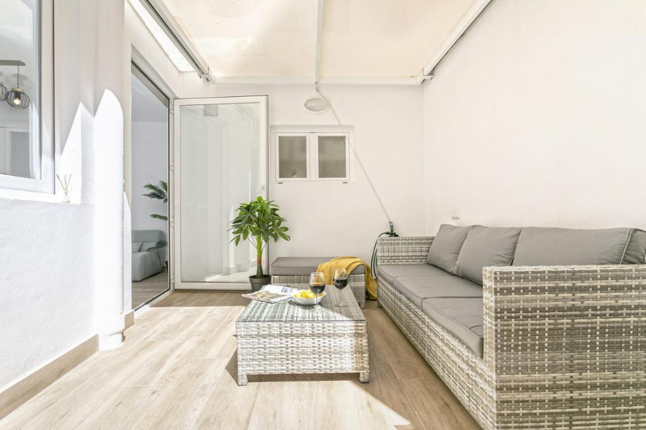Precioso Apartamento Con Patio Malaga Ngoại thất bức ảnh