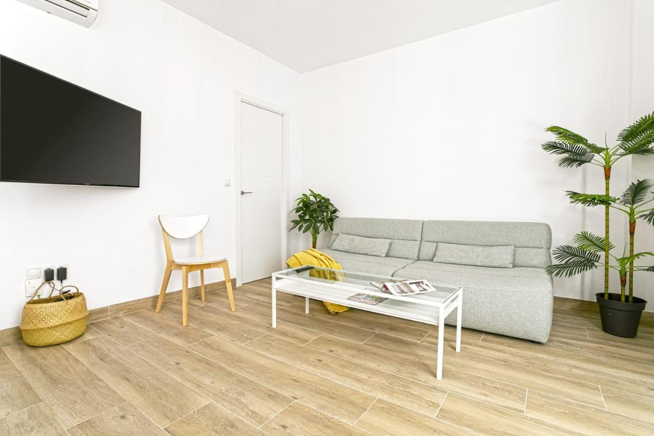 Precioso Apartamento Con Patio Malaga Ngoại thất bức ảnh