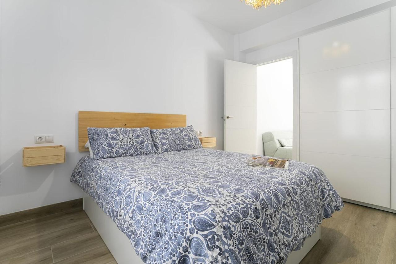 Precioso Apartamento Con Patio Malaga Ngoại thất bức ảnh